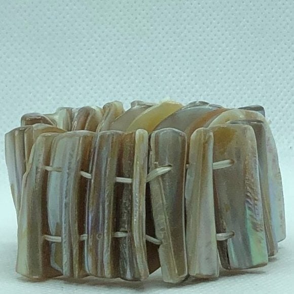 Mother of Pearl Round Abalone Stretch Bracelet - Picture 5 of 7